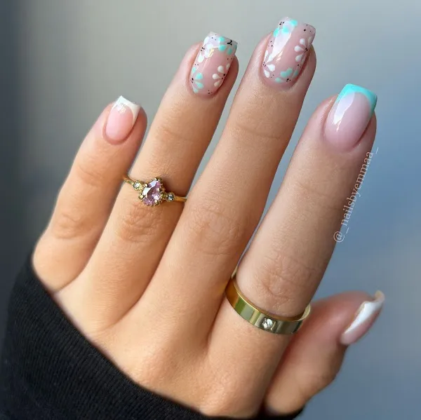 Cool blue nail art idea with florals for summer 