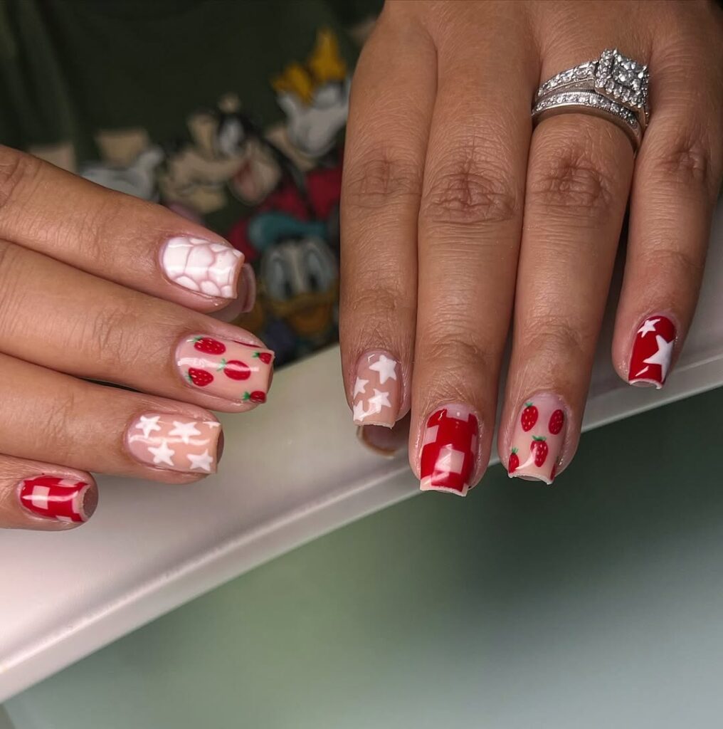 Star and strawberry manicure