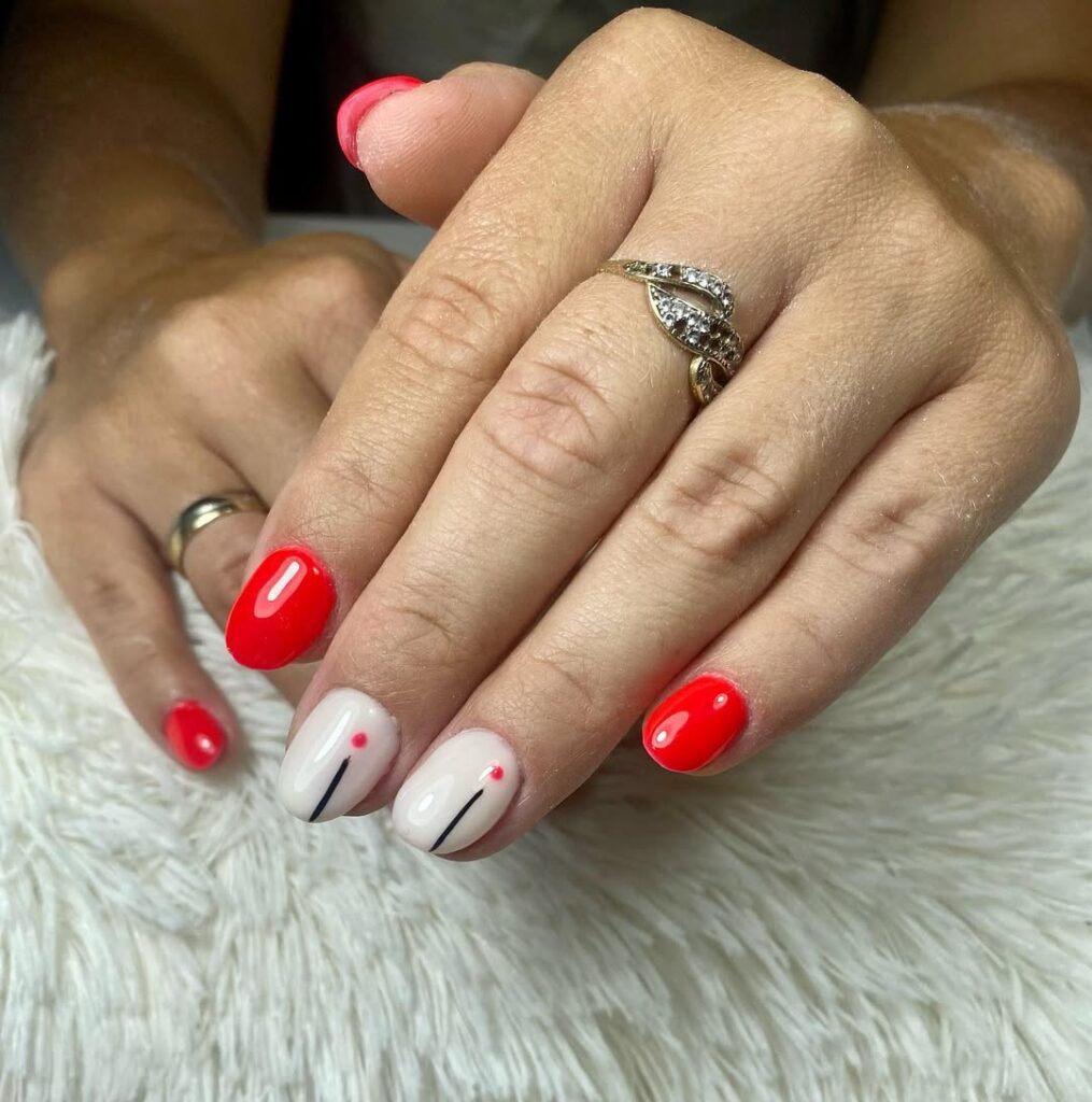 Simple short nail design