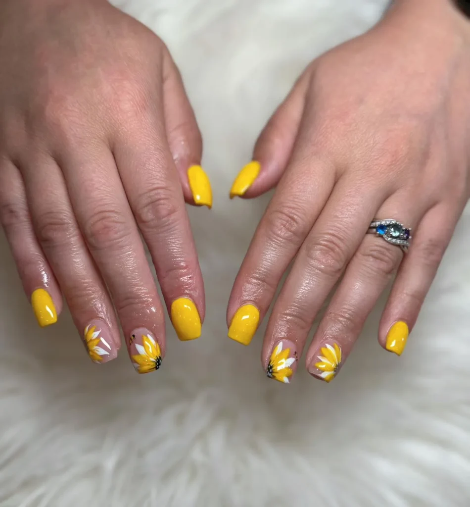 Yellow nail design for short nails 