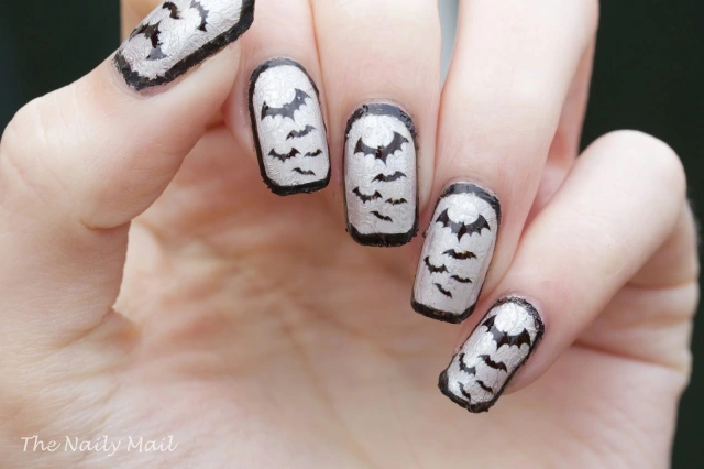 Horrorful Bat Silhouette Nails