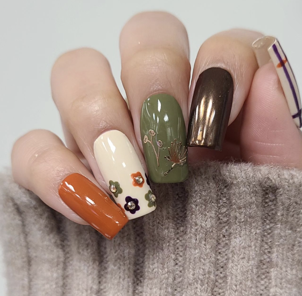 Autumn color palette nails