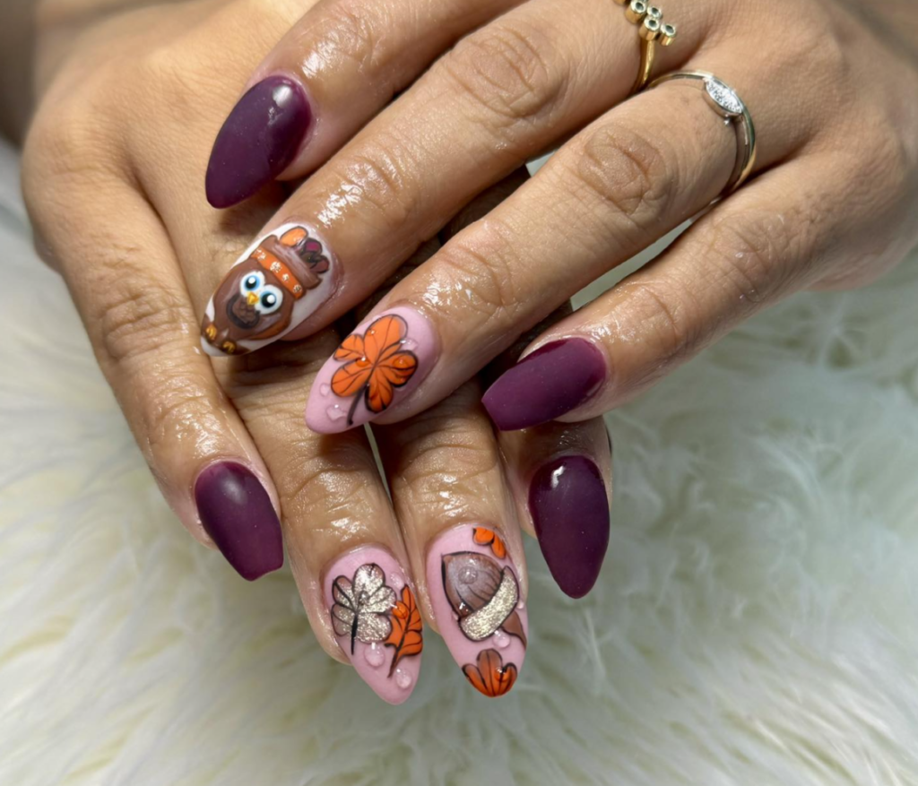 Turkey-themed nails