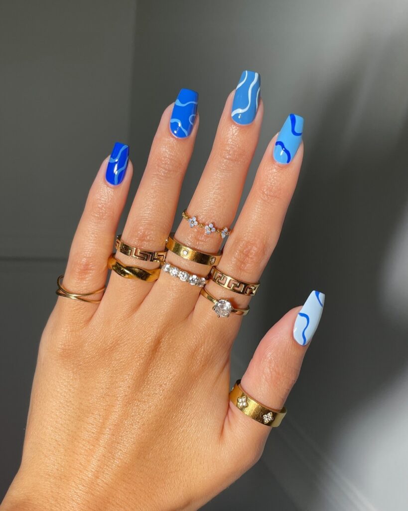 blue waterwaves nails