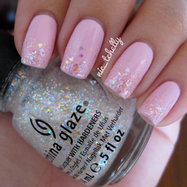 sparkly pink Snow globe nails