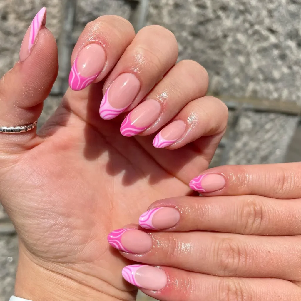 Swirly french tip