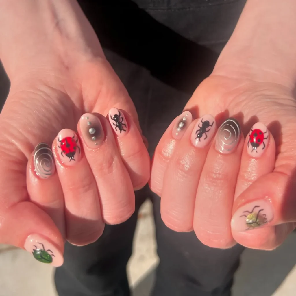 Short ladybug nails