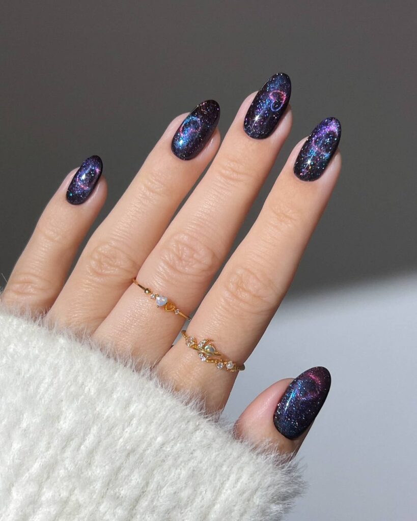 galaxy nail art with hearts