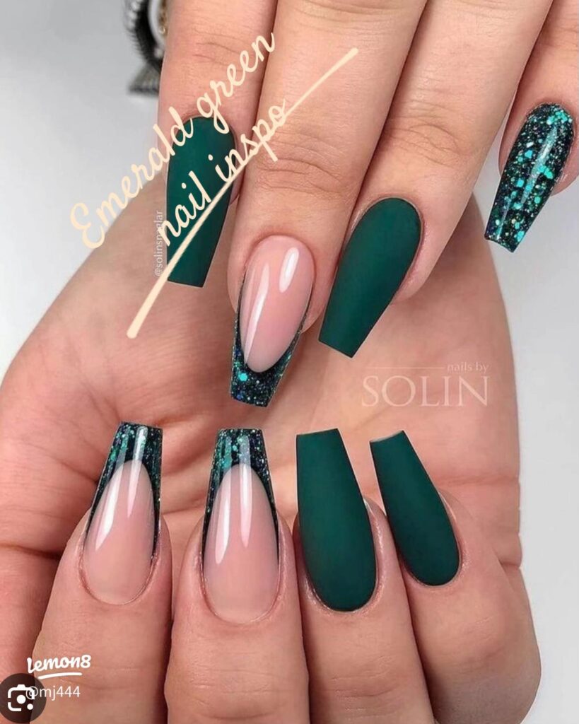 Dark green nails