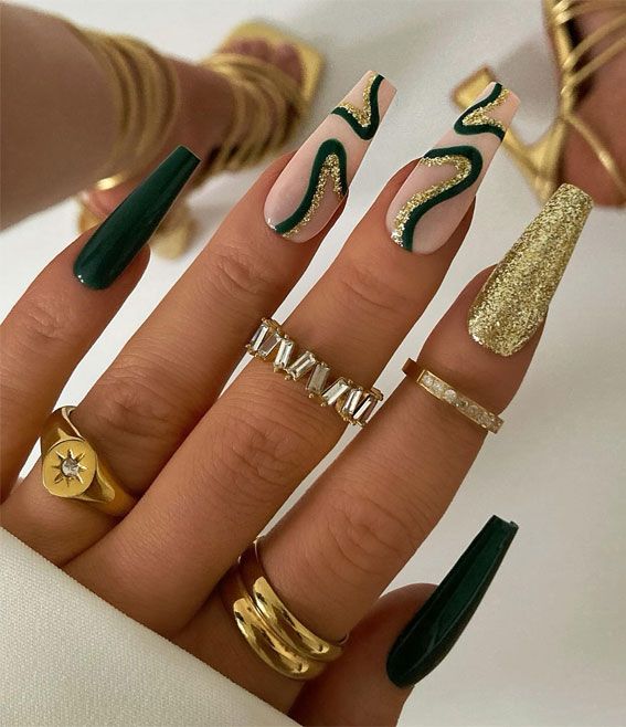 Emerald green swirl nails