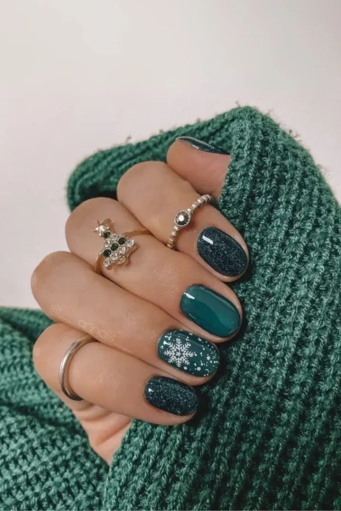 Green snowflake nails