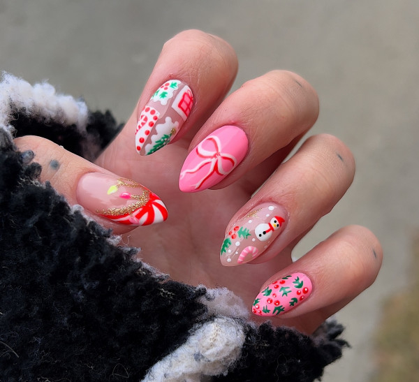 Cute christmas nail design