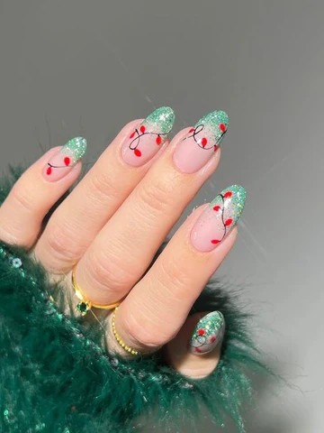 Holiday NAils art