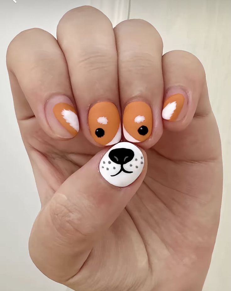 Cute orange nails