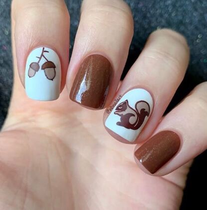 White and brown squirrel animal print nails