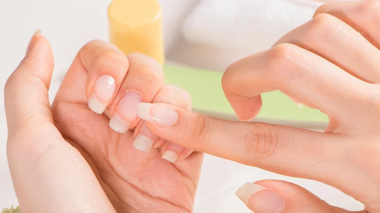 Exfoliate nails