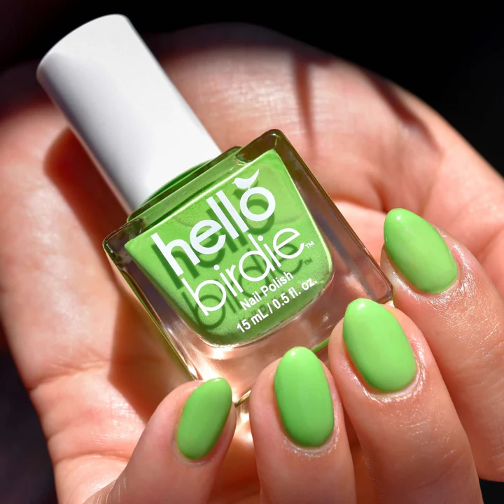 kiwi green color nails