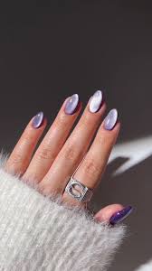 voilet velvet nails