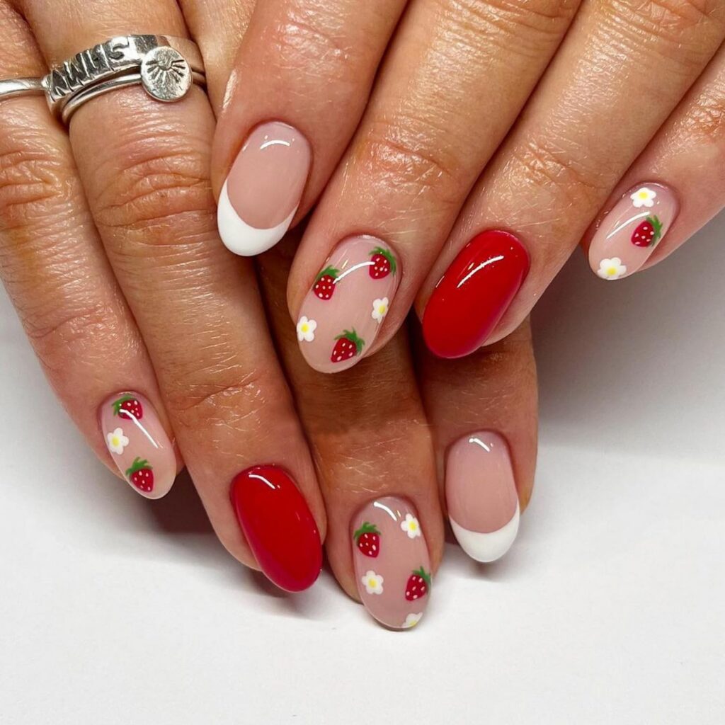 Cute strawberry nail art