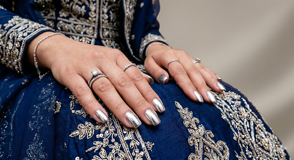 silver chrome nails