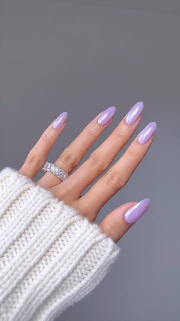 Milky lavender chrome nails